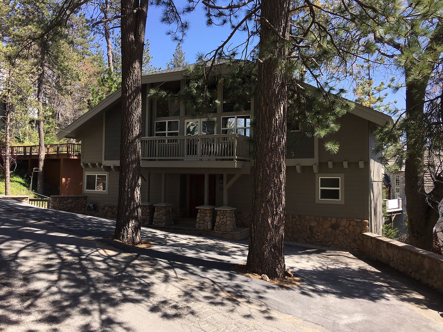 27929 N Shore Rd, Lake Arrowhead, CA 92352 Zillow
