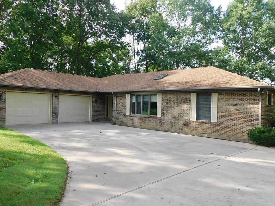 1st image of 100 Beachwood Dr