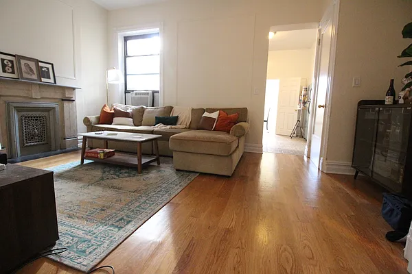 Rented by Luxor Homes & Investment Realty | media 20