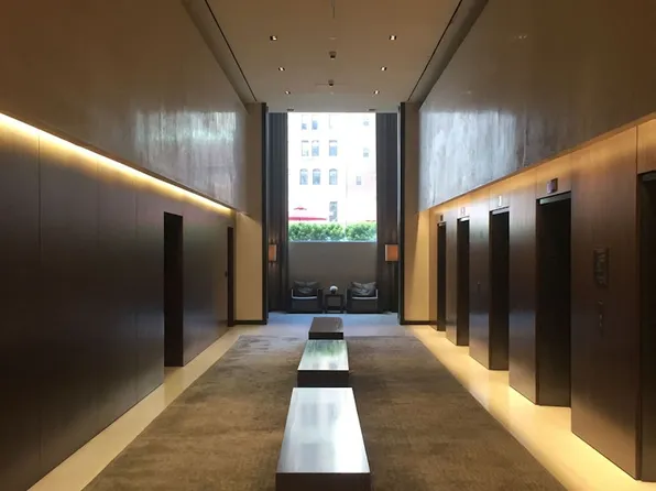 20 Pine Street image 15 of 17