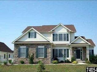 1090 Orphanage Rd, Littlestown, PA 17340