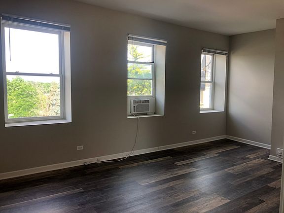 5th image of 141 S Batavia Ave #D