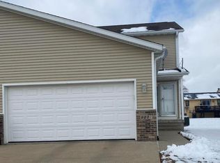 1227 Lois Ln, Waterloo, IA 50702