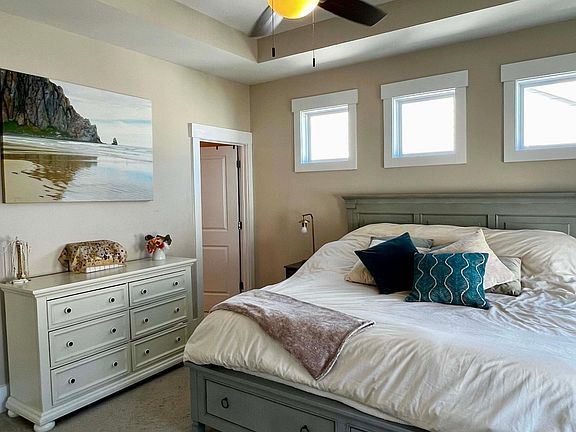 Main bedroom with bathoom.
