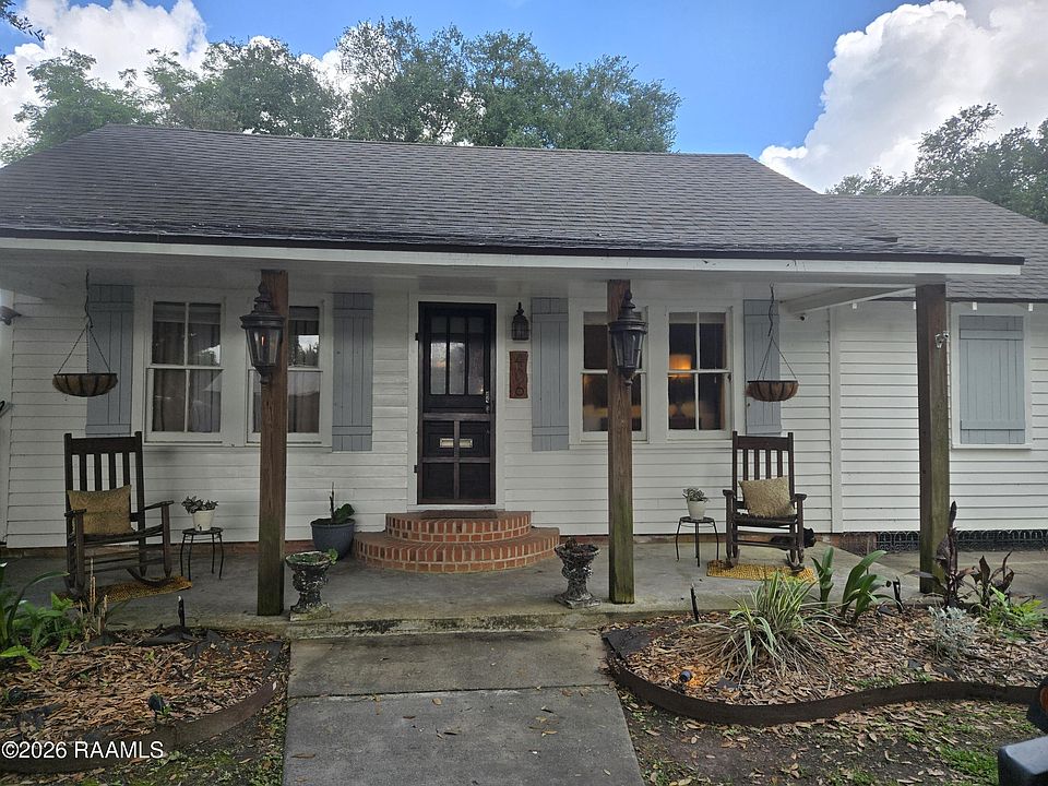 1st image of 406 N Hebert Ave