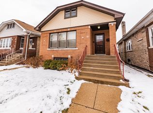 4865 W Newport Ave, Chicago, IL 60641