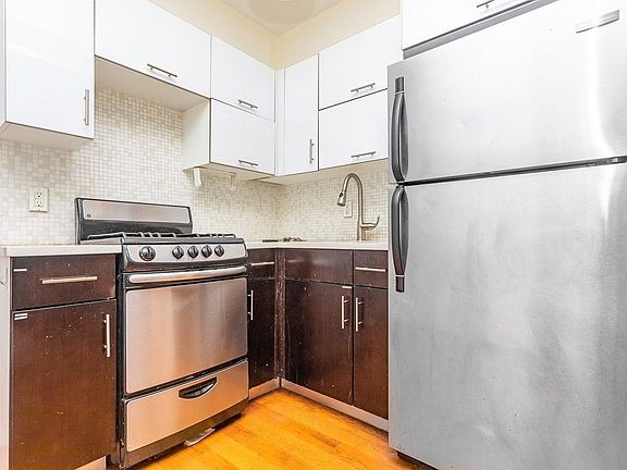 2nd image of 1058 Bergen St #A1l