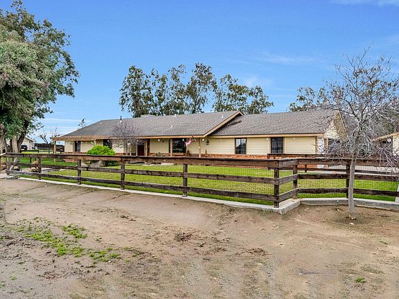 4th image of 31031 Donald Avenue