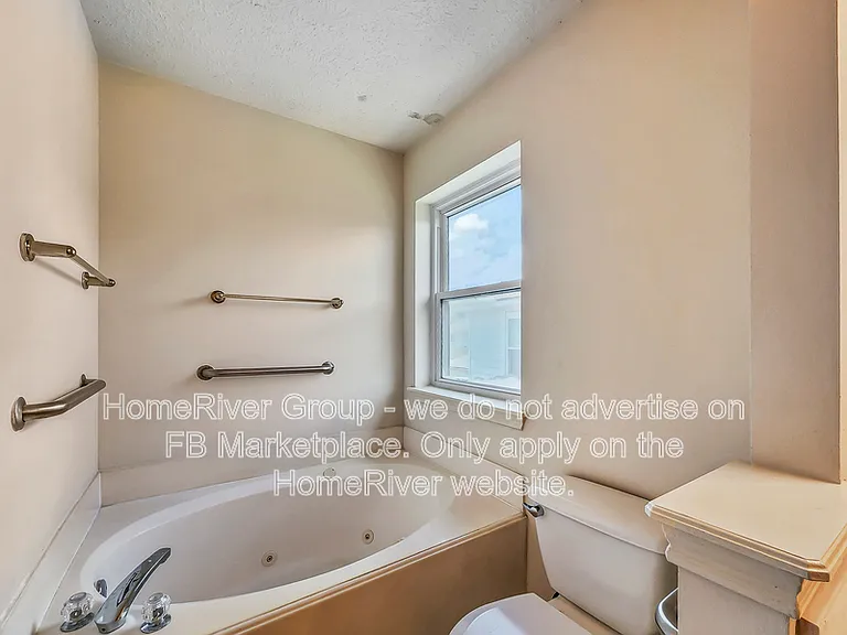 9343 Starfire Ln — Photo 16