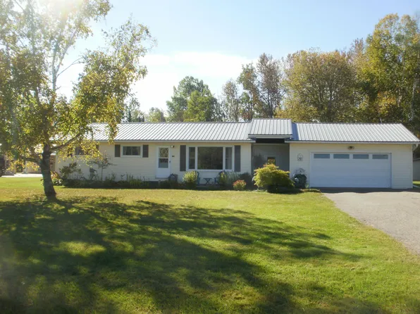 2239 E Levering Rd, Cheboygan, MI 49721