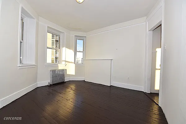 Rented by Corcoran | media 27