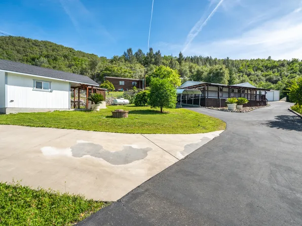 22151 Ravine Ct, Redding, CA 96003