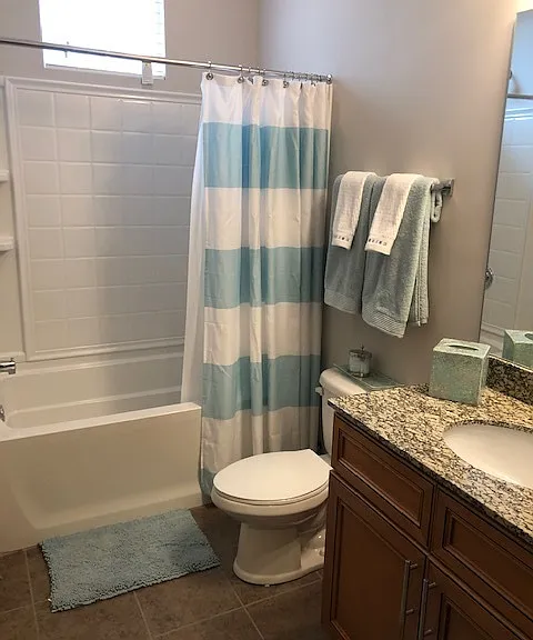 Larkspur Pointe Apartments — Photo 12