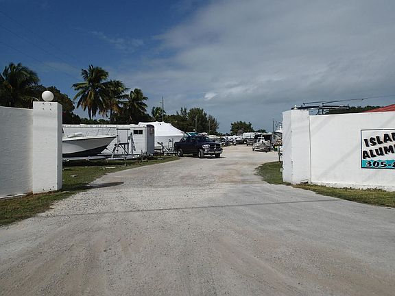 2nd image of 86500 Overseas Hwy