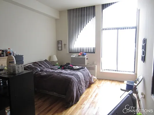 Rented by City Connections Realty | media 18