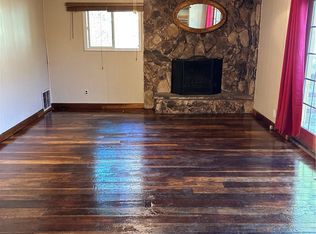 23801 Zuger Dr, Crestline, CA 92325