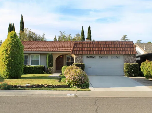 10 W Hacienda Ln, Woodland, CA 95695