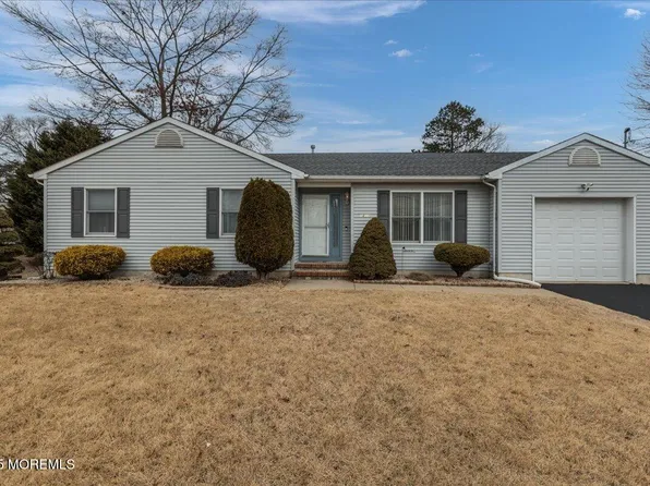 1833 3rd Avenue, Toms River, NJ 08757