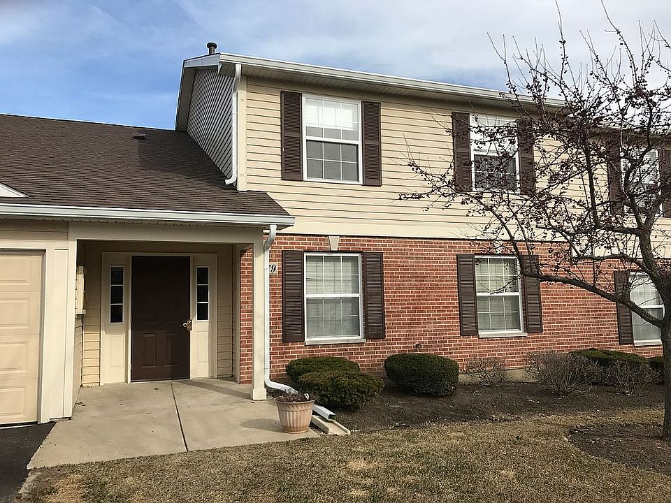 1st image of 1179 N Village Dr Unit 3