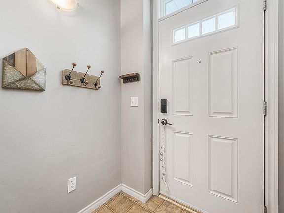 3rd image of 3010 33rd Ave NW #33