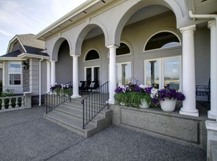 15714 Laconner Whitney Rd, La Conner, WA 98257