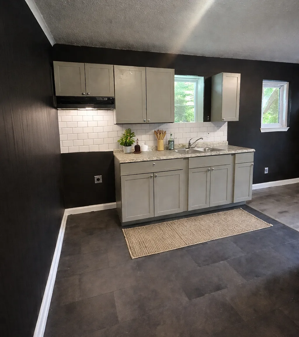 1578 North Trezevant Street - 1 — Photo 4