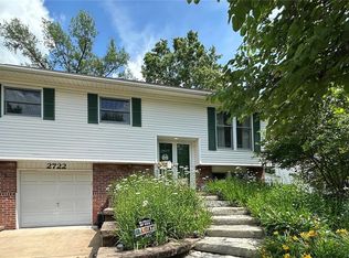 2722 Clager Rd, Saint Louis, MO 63125