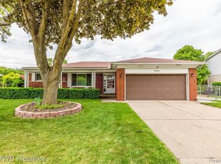 35310 Bobcean Rd, Clinton Township, MI 48035