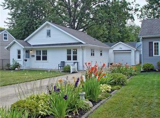33834 Willowick Dr, Eastlake, OH 44095