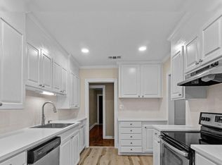 313 S 11th Ave #B, Hattiesburg, MS 39401
