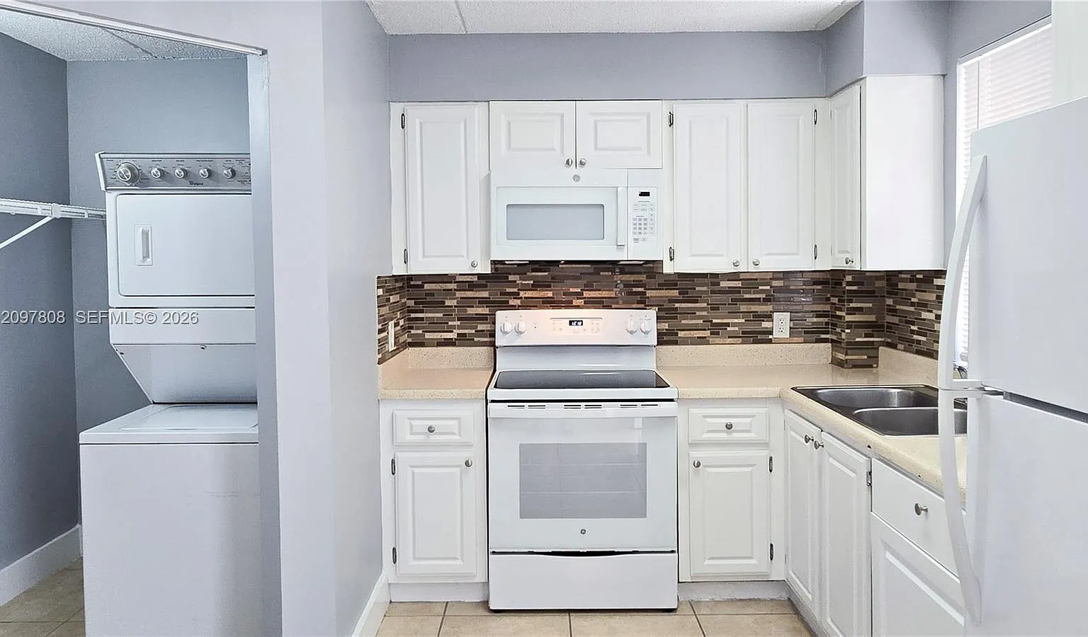 Mirassou Condo — Photo 1