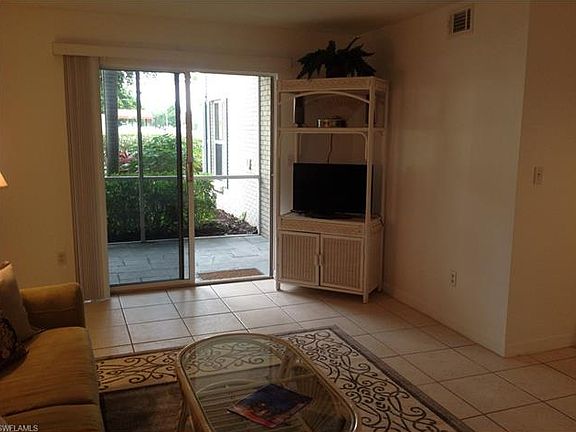 5th image of 800 S Golf Dr #9