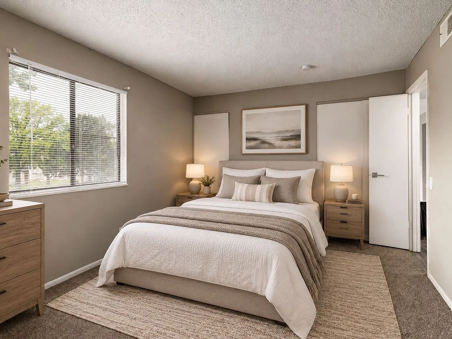 Heatherton Estates Apartments & Townhomes — Photo 3