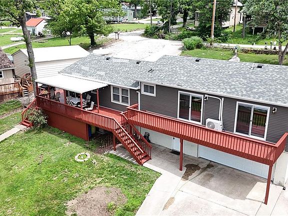 4th image of 28723 Mistletoe Ave