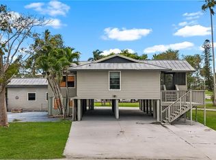 301 Allen Ave, Everglades City, FL 34139