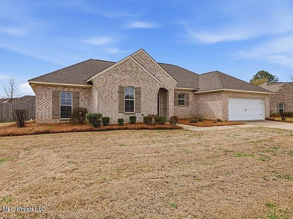 2nd image of 142 Western Ridge Cir