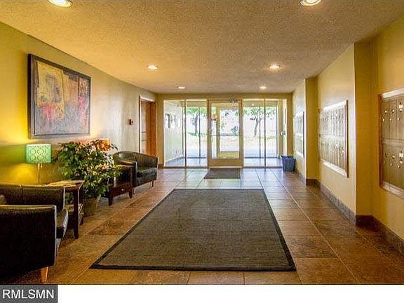 2nd image of 2500 S Blaisdell Avenue
