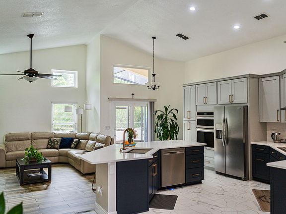 4th image of 523 Canary Island Ct