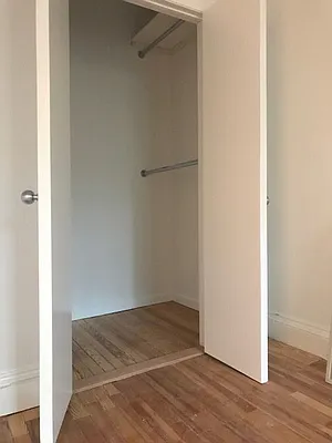 Rented by Alexander Bilu, LREB | media 5