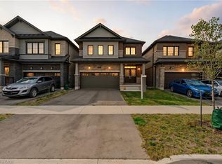 421 Barker Pkwy, Thorold, ON L2V 0K7