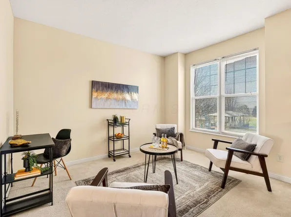 324 Benedetti Ave, Columbus, OH 43213