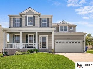 14819 Grebe St, Bennington, NE 68007