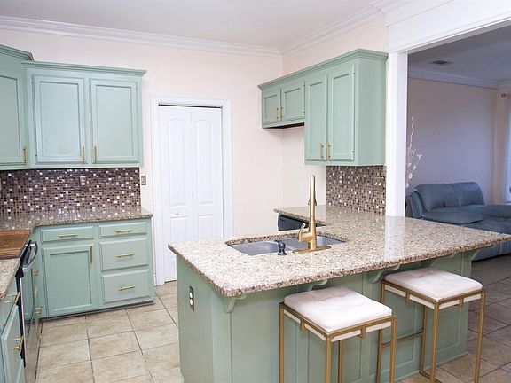 4th image of 37029 N Millstone Dr