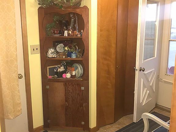 Mud room 