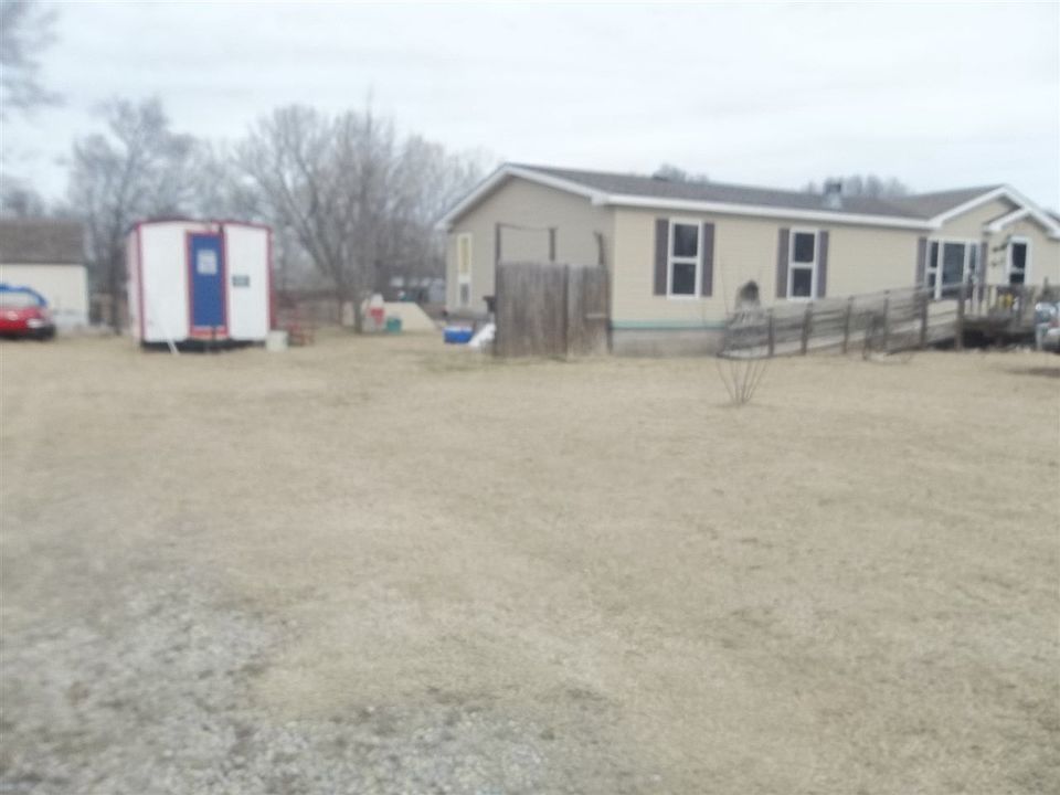 2nd image of 2608 W Angel St