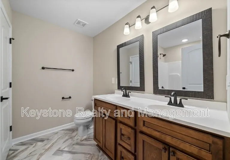 1655 Evans Rd #B3 — Photo 8