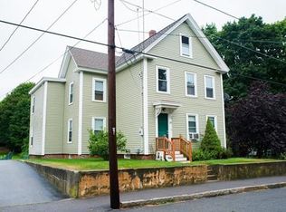 20 Pleasant St, Pepperell, MA 01463