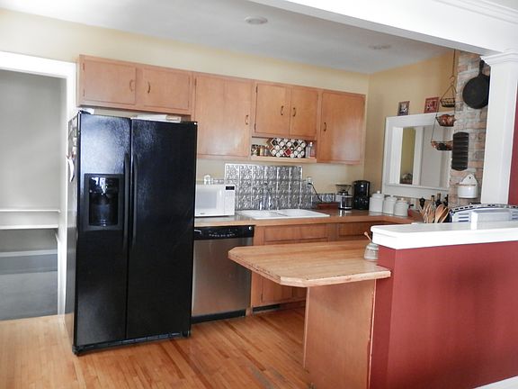 5th image of 5009 Thomas Ave S