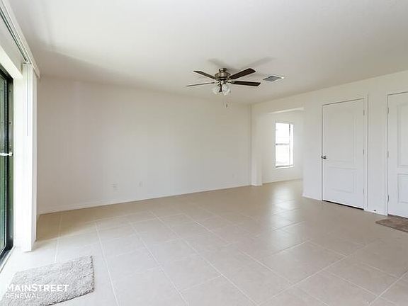 5th image of 2450 Caspian Dr