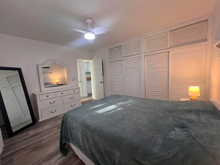113 N Lakeside Dr #3 — Photo 21